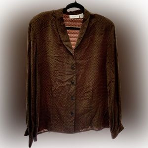 Vintage Liz Claiborne 100% silk Women’s Button Down blouse